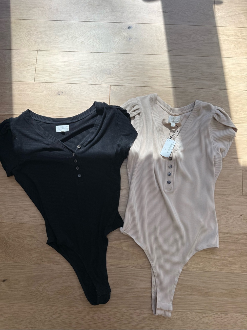 Ribbed Button-Front Puff Sleeve Bodysuit — Black & Beige